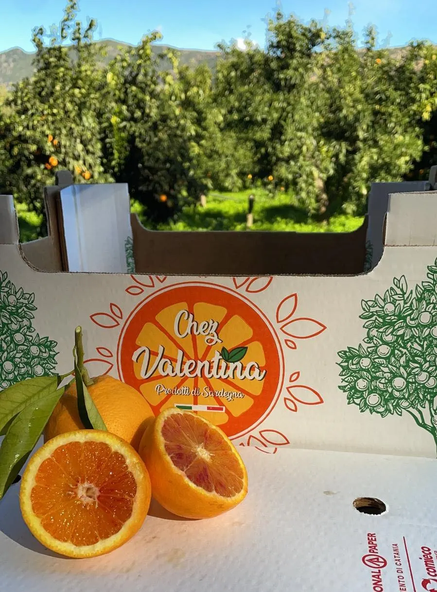 Chez Valentina box with oranges